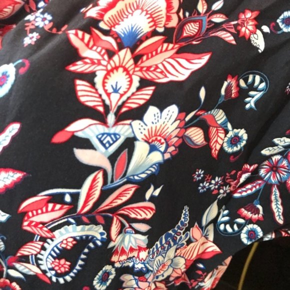 NewYork &C Cute floral red, blue and white romper - Picture 5 of 8